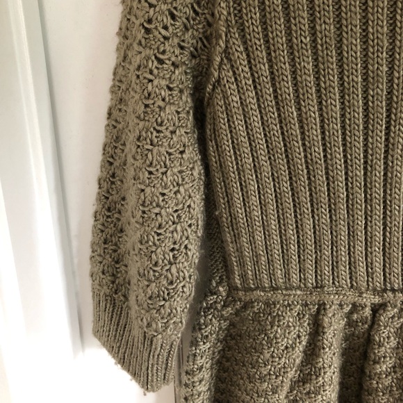 Free People ✨Host Pick ✨Beautiful Olive Green Sweater, M - Picture 6 of 6